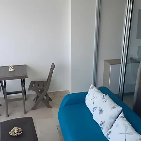 Apartamento Aparta Con Vista Al Mar/714 *